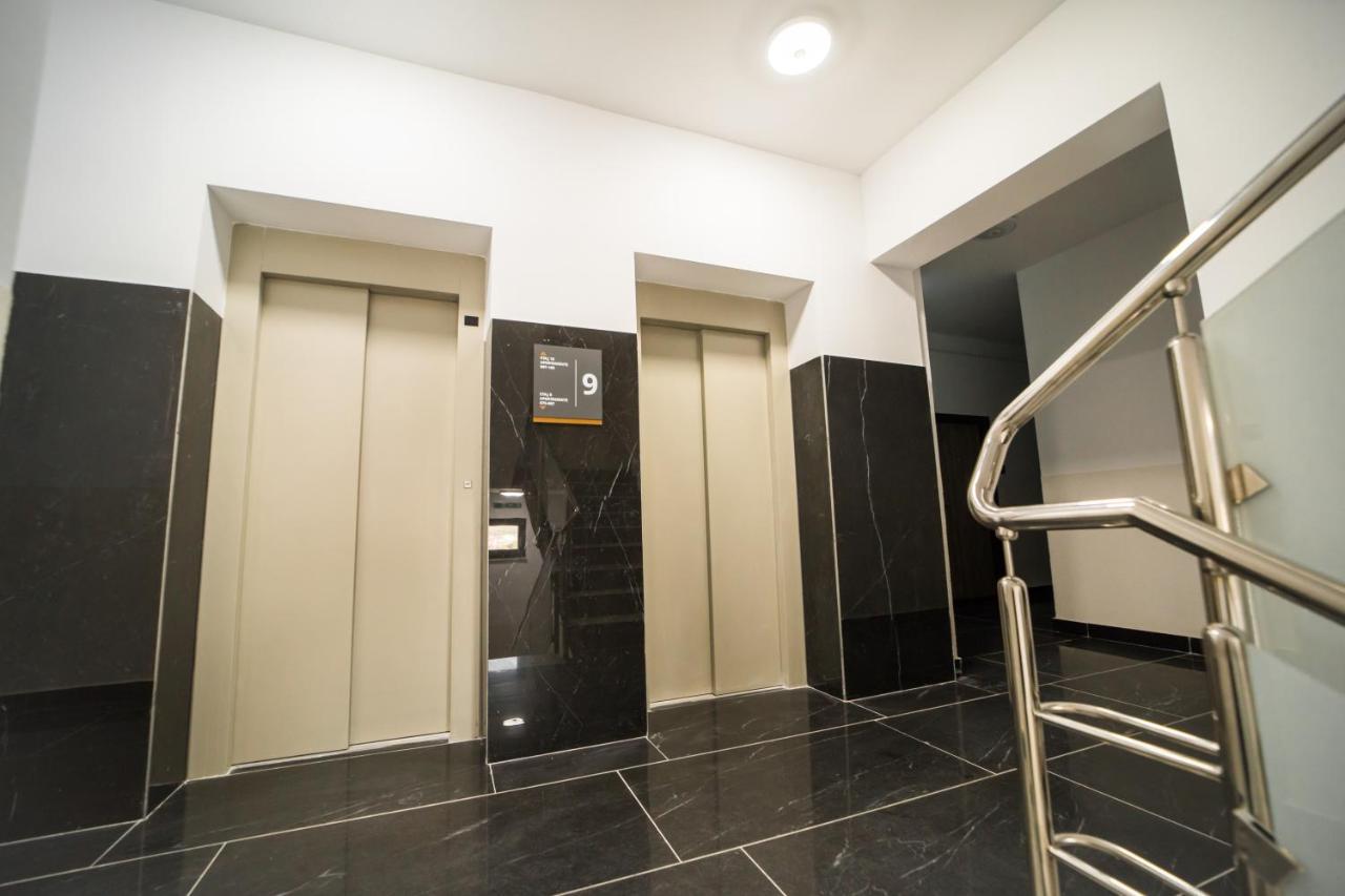 Panorama View Apartment 2Km To Palas Яш Екстериор снимка